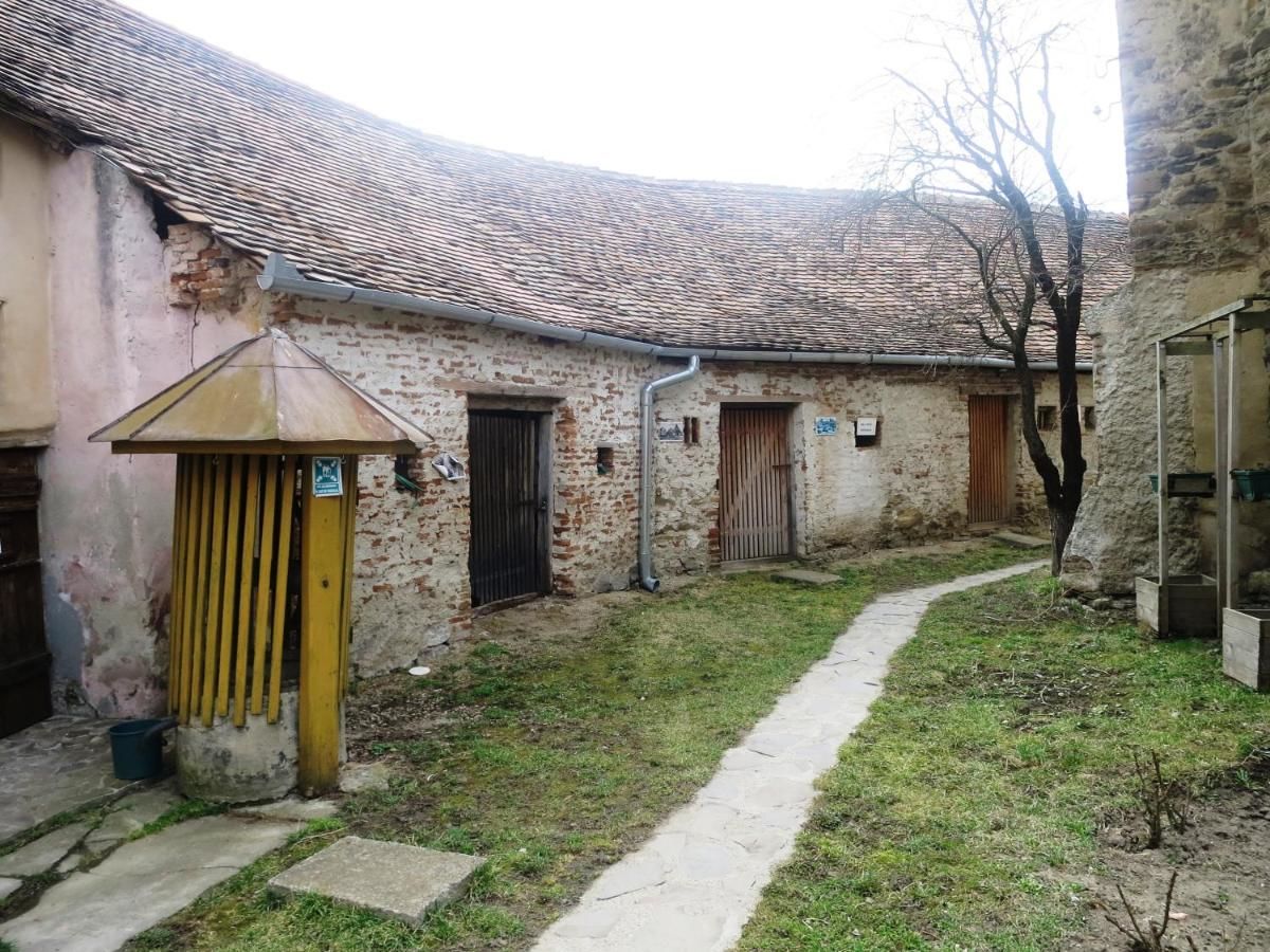 Апарт-отели Medieval Apartments Frauendorf Axente Sever-37